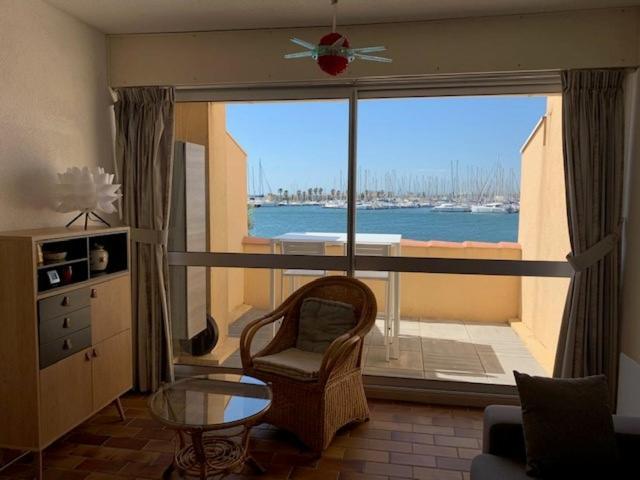En Bord De Mer Gruissan Luaran gambar