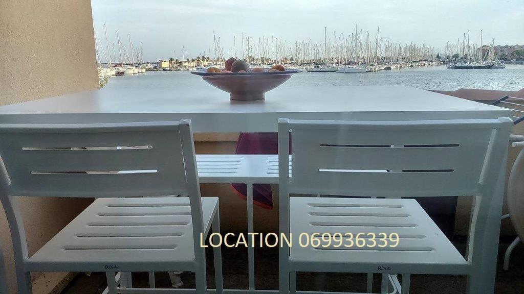 En Bord De Mer Gruissan Luaran gambar